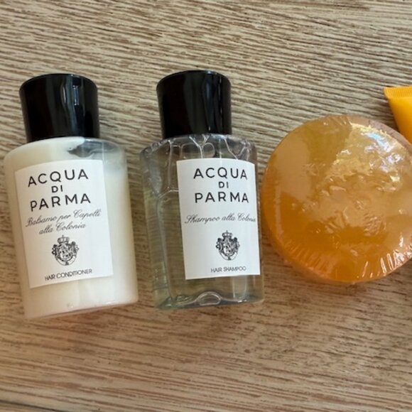 Acqua Di Parma Mini Set - Picture 2 of 4